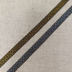TAPACOSTURAS NEGRO Y METAL- Varios Colores