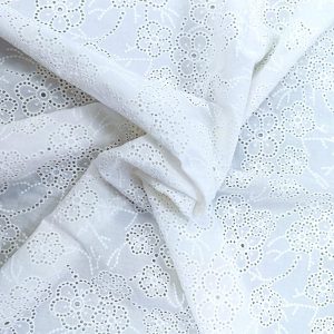 VOILE BORDADO BLANCO
