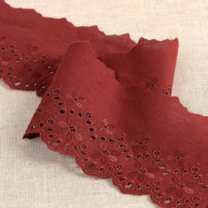 Puntilla Bordada Floral 80mm - Granate