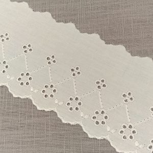 Puntilla Tira Bordada Floral 80mm - Gama Iria