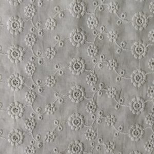 Voile Bordado Blanco Cadena de Flores